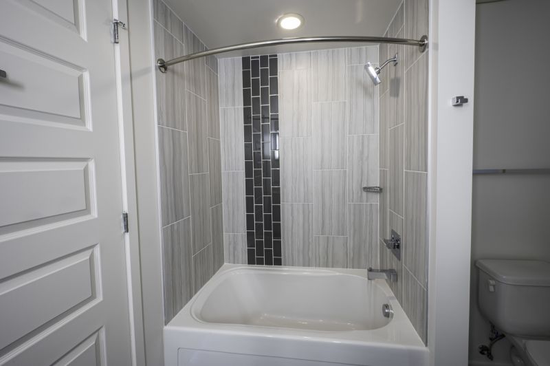 Top Bathtub Installation Companies in Deltona, FL