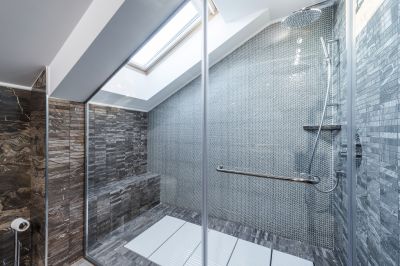 Elegant Frameless Shower